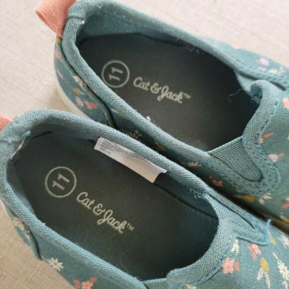 Cat & Jack Floral Slip-on Sneakers - Picture 6 of 9